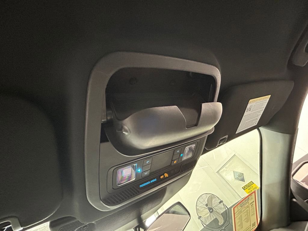 Used 2020 Ford Explorer XLT w/ Equipment Group 202A image 29