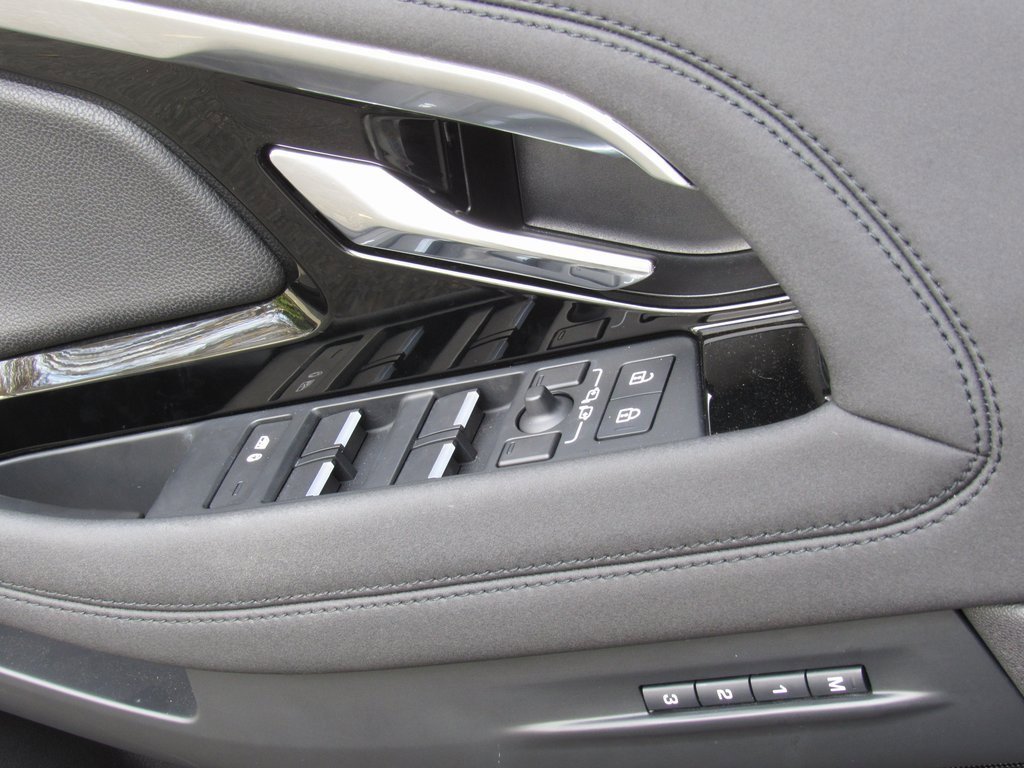 Used 2023 Land Rover Range Rover Evoque R-Dynamic SE image 34