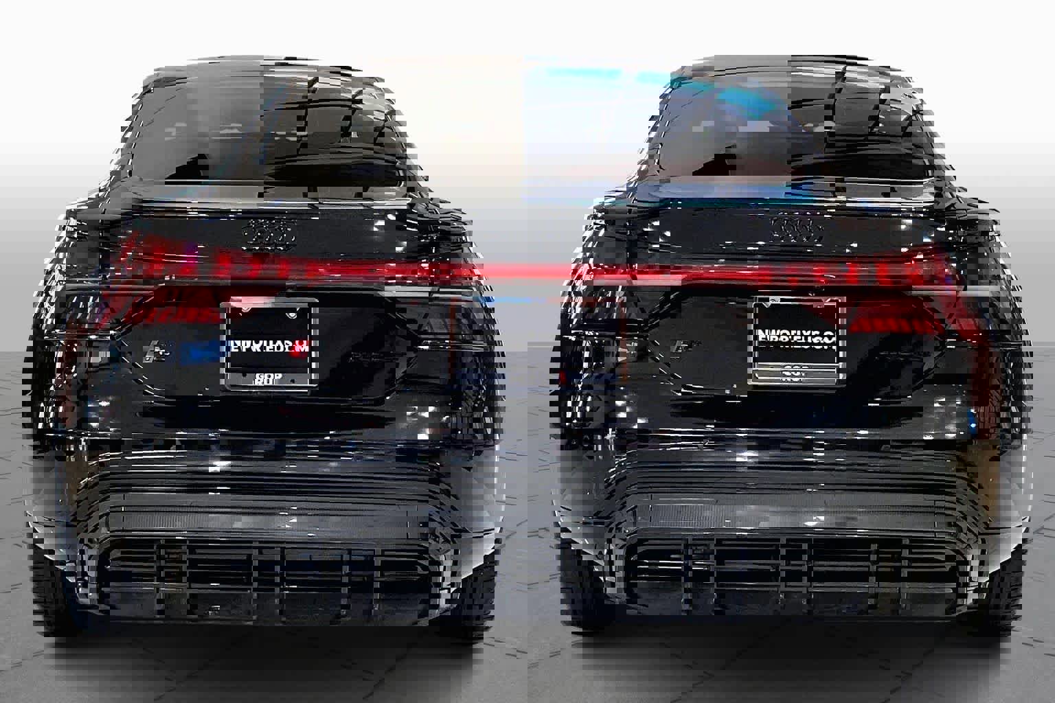 Used 2022 Audi RS e-tron GT w/ Carbon Performance Package image 4