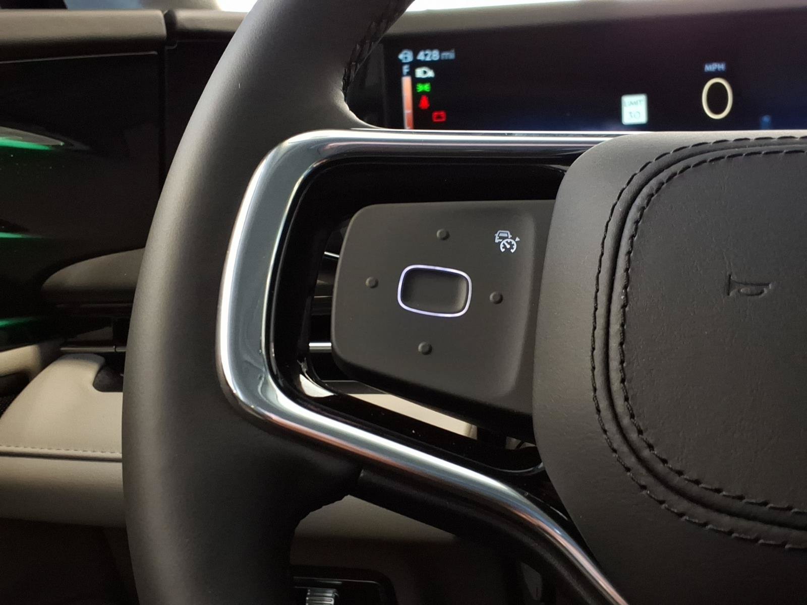 New 2026 Lincoln Nautilus Premier AWD/4WD image 19