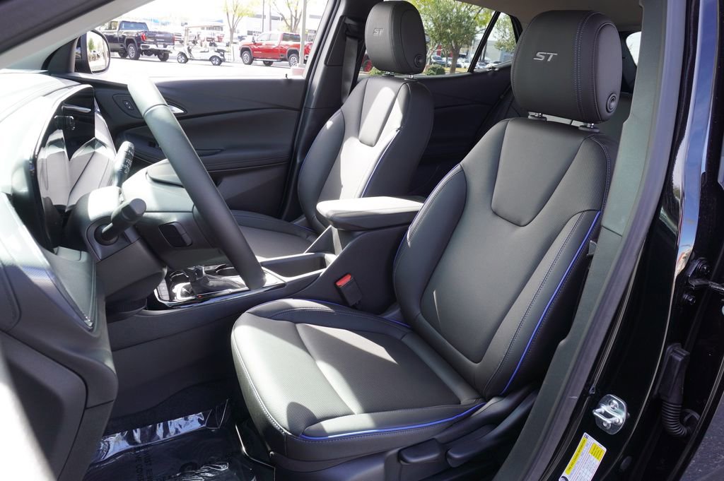 New 2026 Buick Encore GX Sport Touring image 12