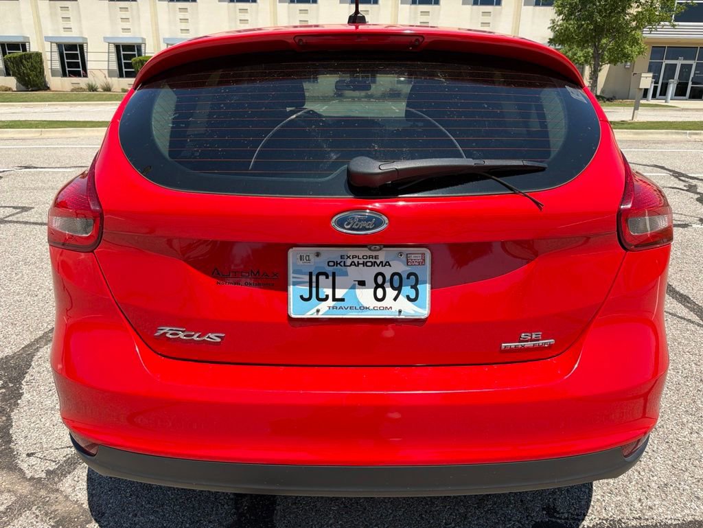 Used 2016 Ford Focus SE FWD image 4