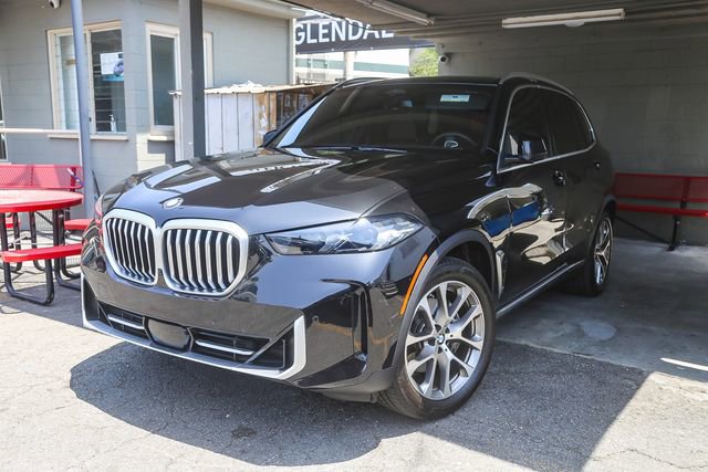 Used 2024 BMW X5 xDrive40i w/ Climate Comfort Package AWD/4WD image 2