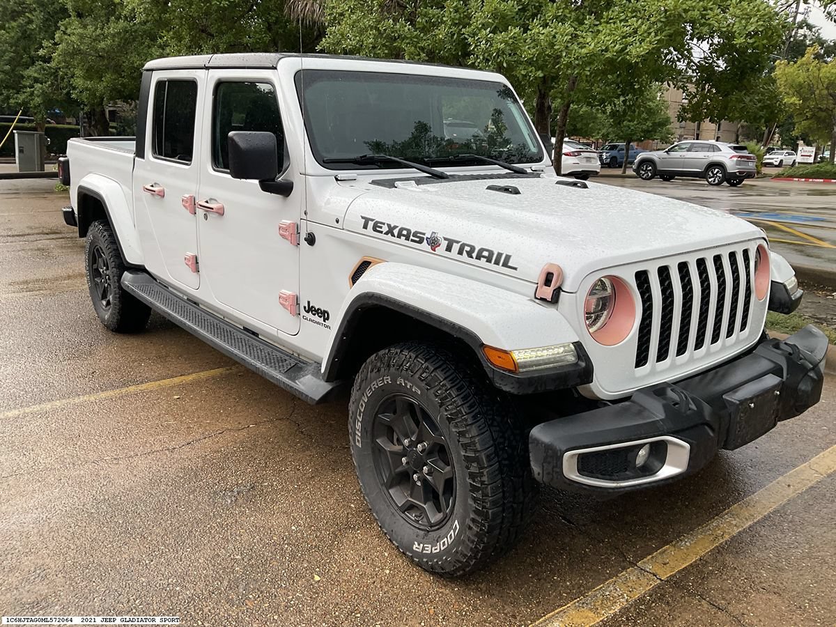 Used 2021 Jeep Gladiator Sport AWD/4WD image 5