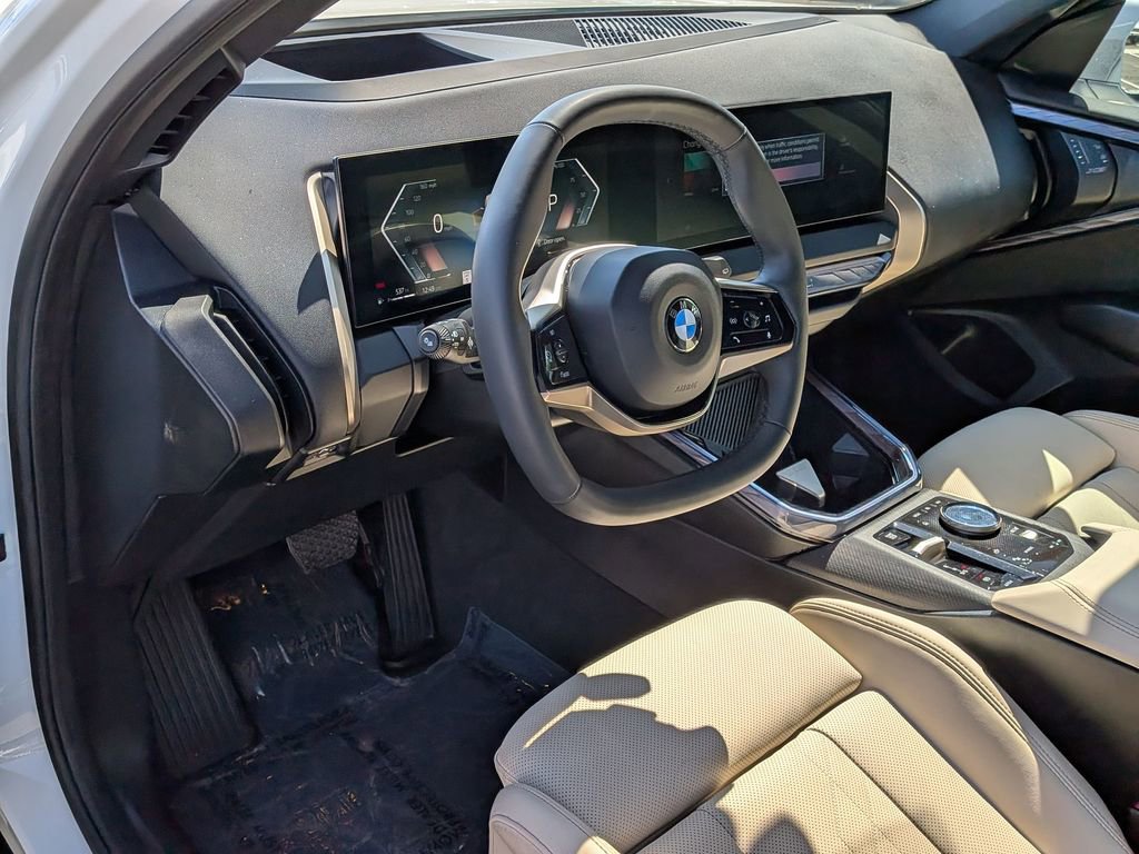 Used 2025 BMW X3 xDrive30i w/ Premium Package image 28