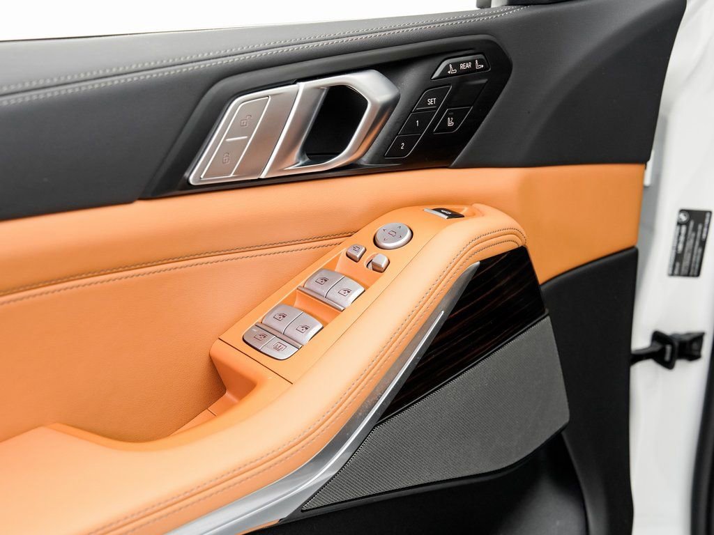 Used 2026 BMW X7 xDrive40i image 8