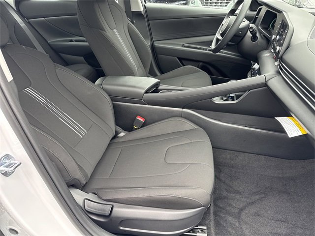 New 2026 Hyundai Elantra Blue image 13