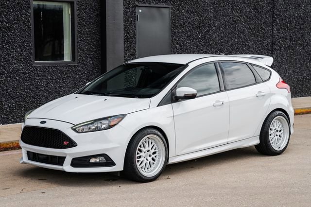 Used 2016 Ford Focus ST image 54