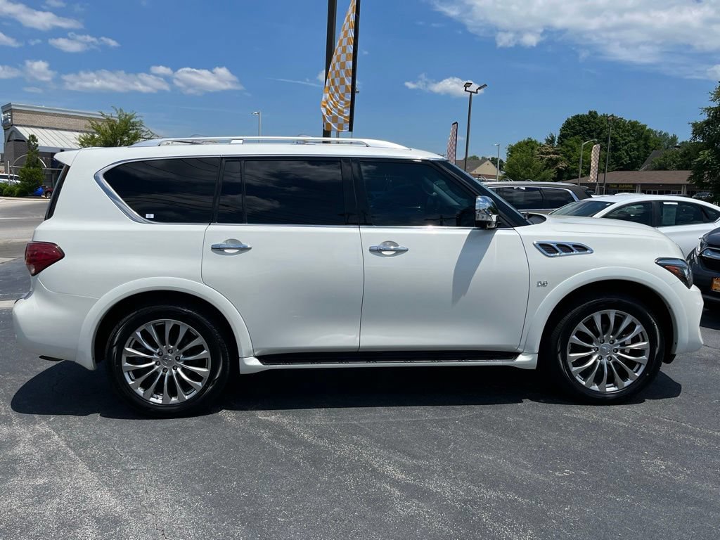 Used 2017 INFINITI QX80 4WD w/ Driver Assistance Package image 9