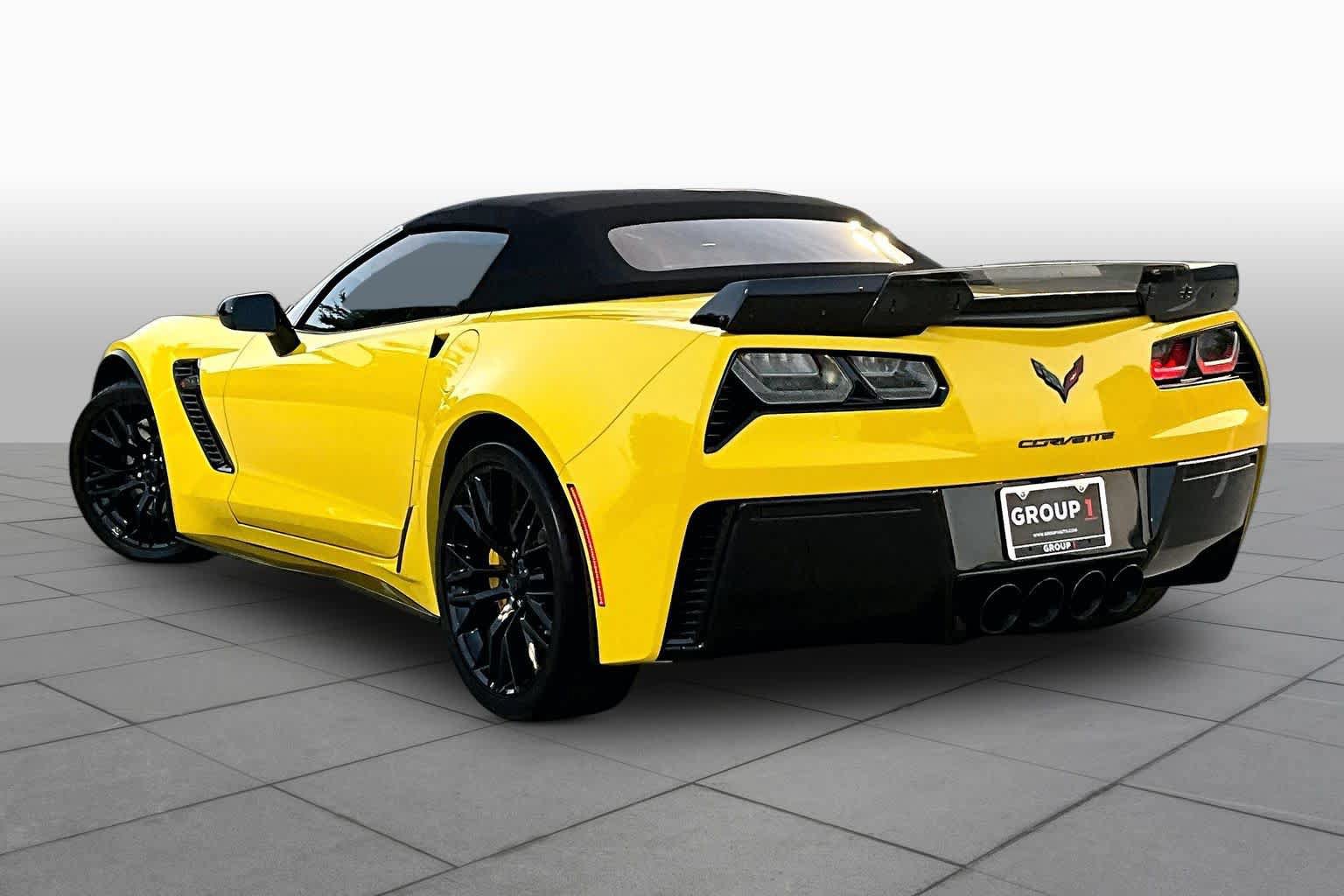 Used 2017 Chevrolet Corvette Z06 RWD image 12