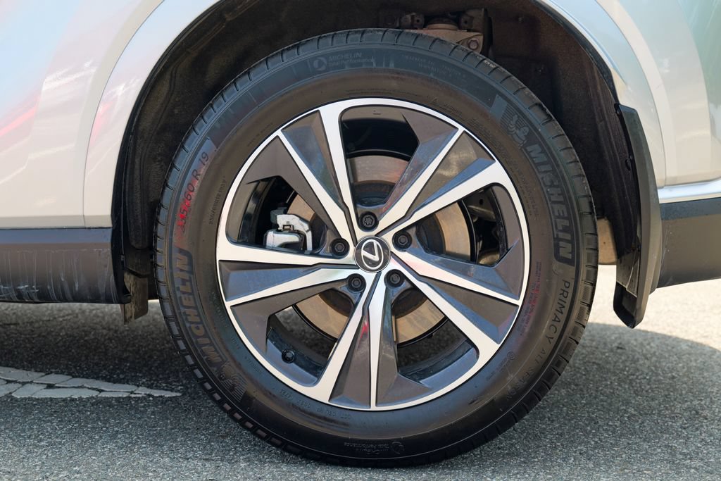 Used 2024 Lexus RX 350h w/ Accessory Package (Z1) AWD/4WD image 14
