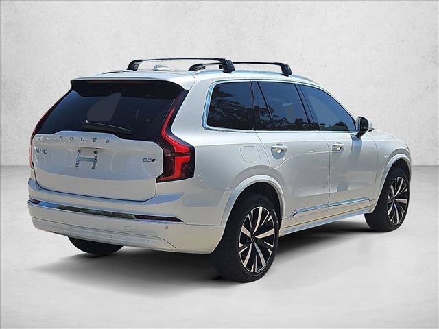 Used 2025 Volvo XC90 B5 Core w/ Climate Package AWD/4WD image 5