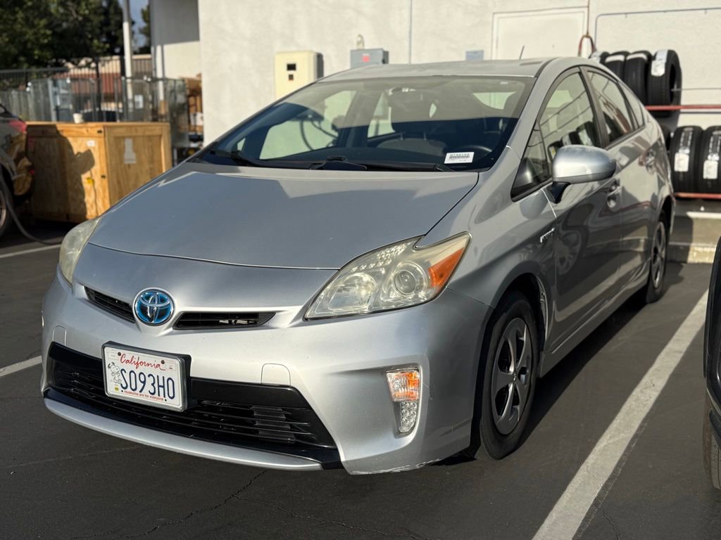 Used 2015 Toyota Prius Three FWD image 3