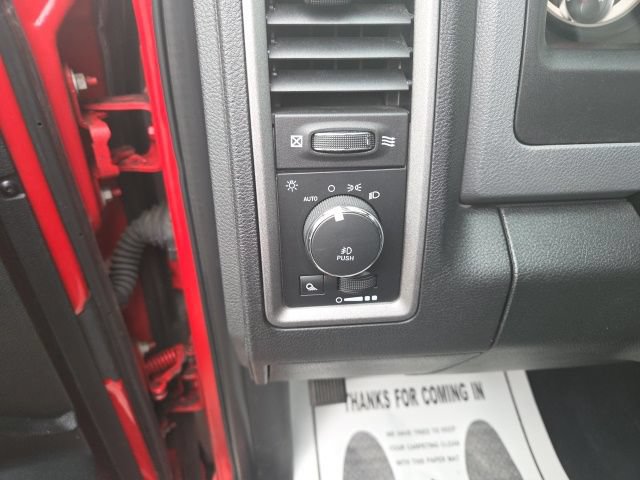 Used 2018 RAM 1500 Express w/ Express Value Package AWD/4WD image 12