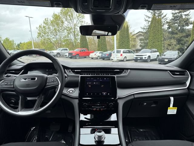 New 2026 Jeep Grand Cherokee Laredo X AWD/4WD image 9