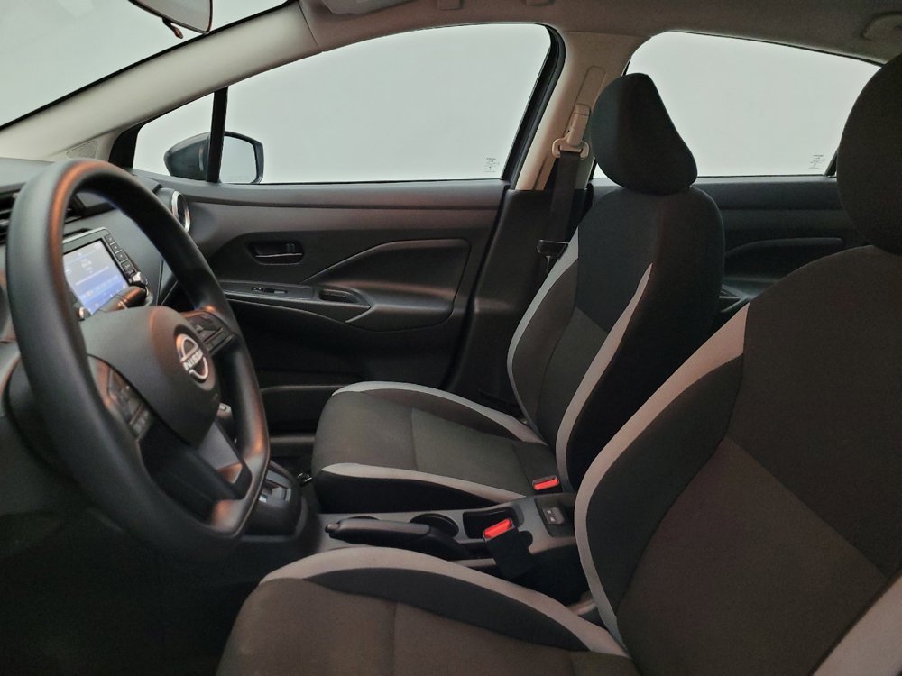 Used 2025 Nissan Versa S w/ Lighting Package FWD image 17