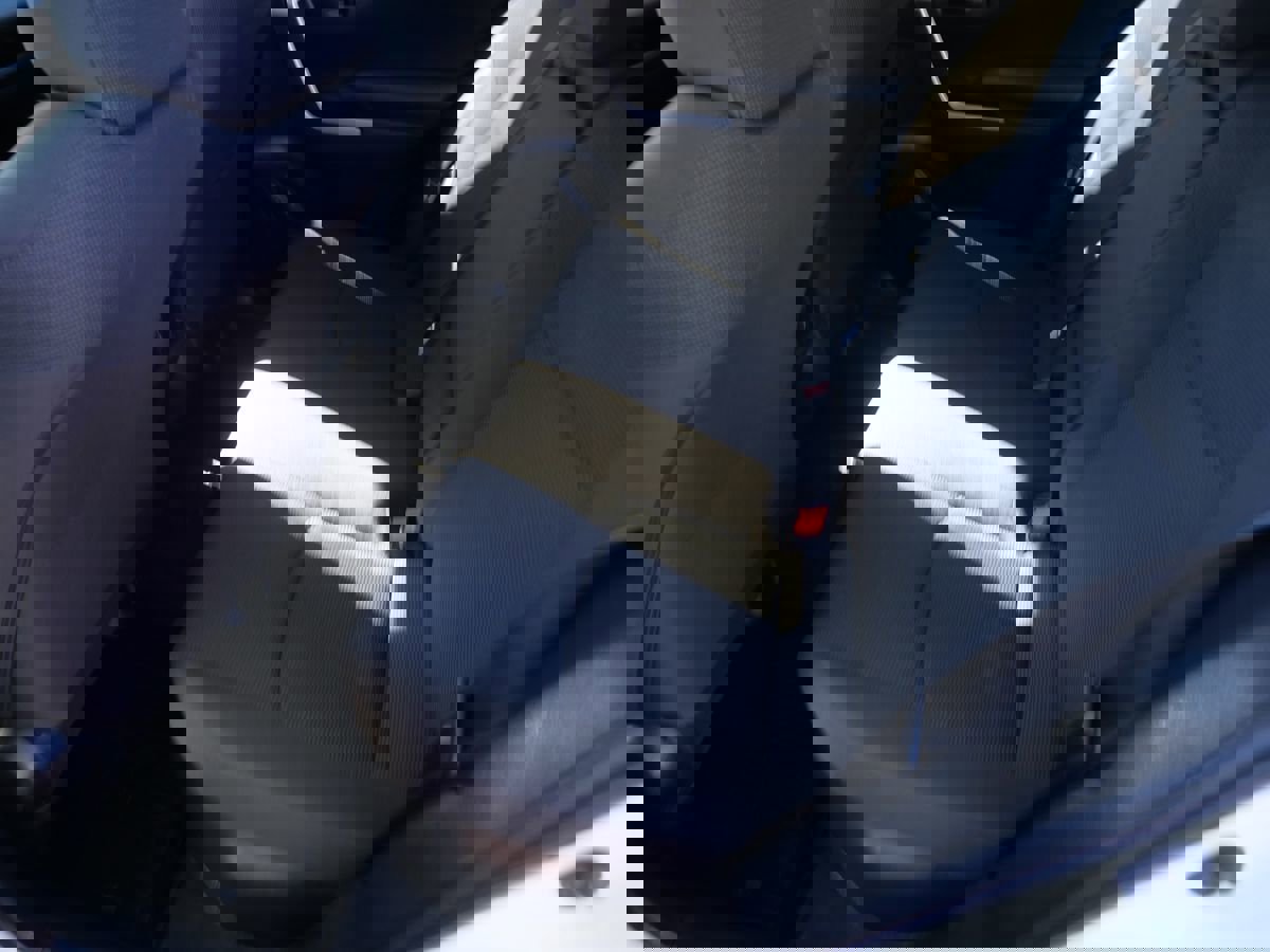 Used 2020 Toyota RAV4 LE image 18