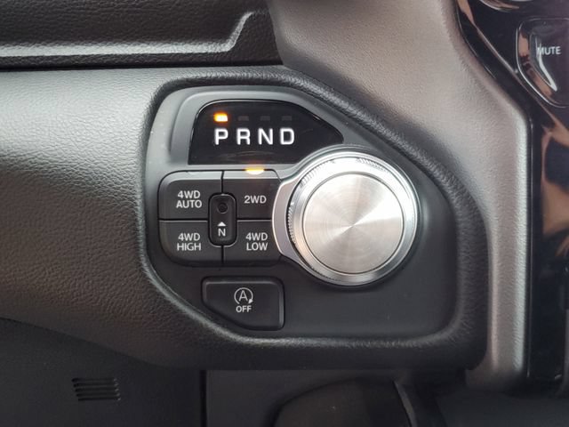 Used 2025 RAM 1500 Laramie AWD/4WD image 26
