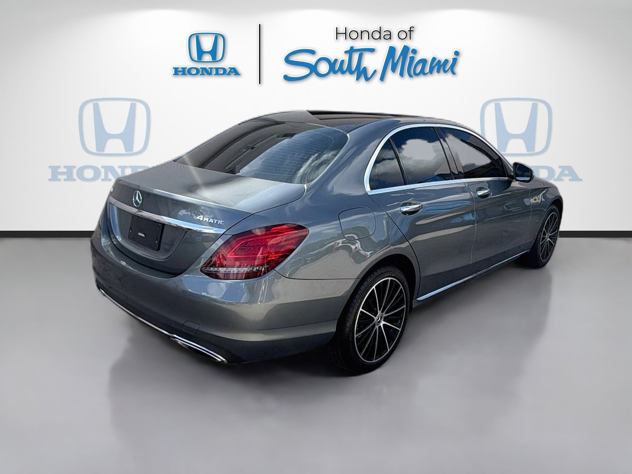 Used 2019 Mercedes-Benz C 300 4MATIC Sedan image 7