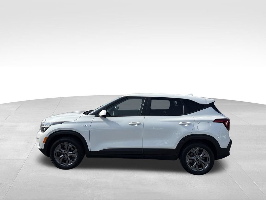 Certified 2024 Kia Seltos LX AWD/4WD image 10