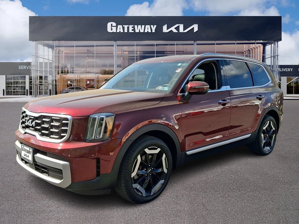Certified 2023 Kia Telluride S w/ S Sunroof Package