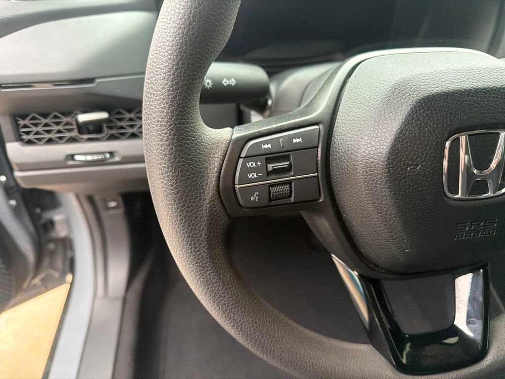 Used 2025 Honda Accord SE image 23