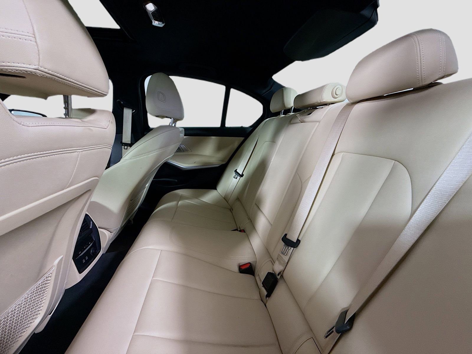 Used 2020 BMW 330i Sedan w/ Convenience Package RWD image 21