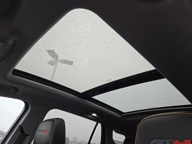 Used 2022 GMC Terrain AT4 w/ Infotainment Package II image 3