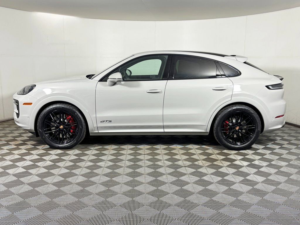 New 2026 Porsche Cayenne GTS AWD/4WD image 2