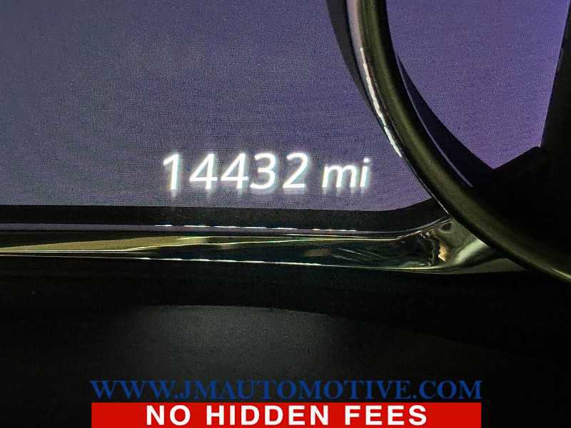 Used 2023 GMC Acadia Denali image 23