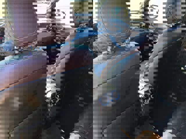 Used 2018 Mercedes-Benz GLC 300 4MATIC image 18