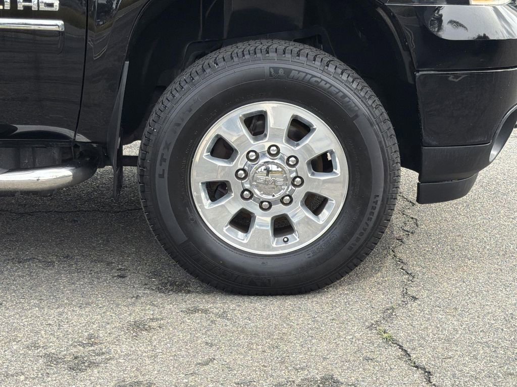 Used 2013 GMC Sierra 3500 Denali w/ Suspension Package, Off-Road image 32