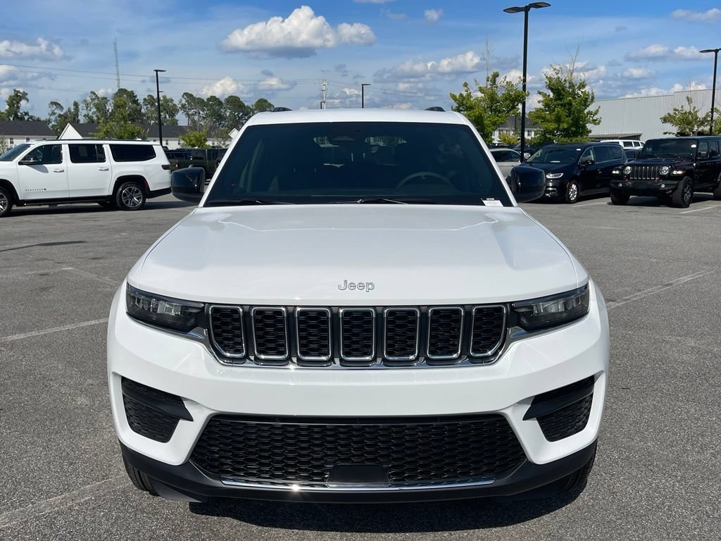 New 2026 Jeep Grand Cherokee Laredo RWD image 14