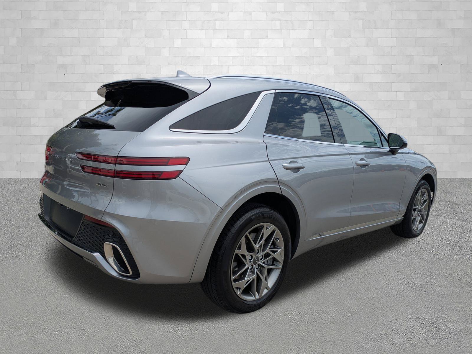 Certified 2024 Genesis GV70 2.5T w/ Select Package AWD/4WD image 2
