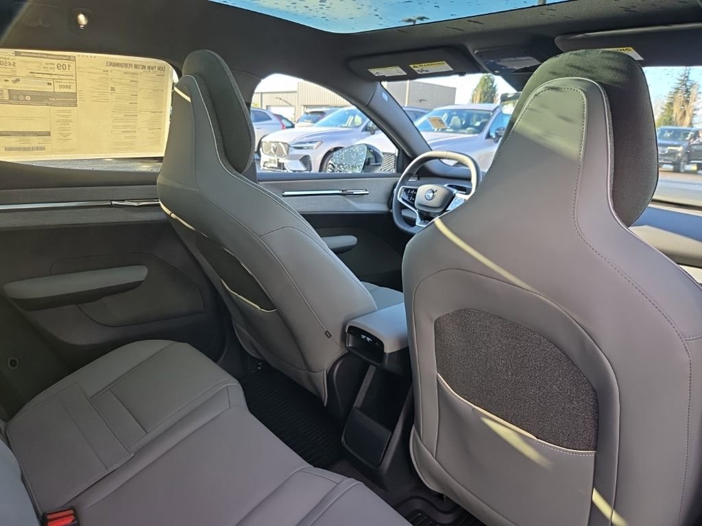 New 2026 Volvo EX30 Plus w/ Protection Package Premier AWD/4WD image 8
