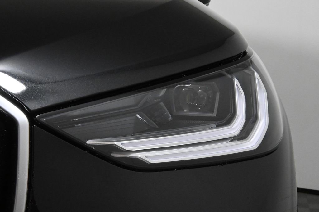 Used 2026 BMW X3 xDrive30 w/ Premium Package image 11