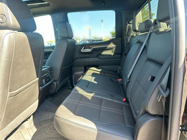 Used 2022 Chevrolet Silverado 1500 High Country w/ High Country Premium Package image 26