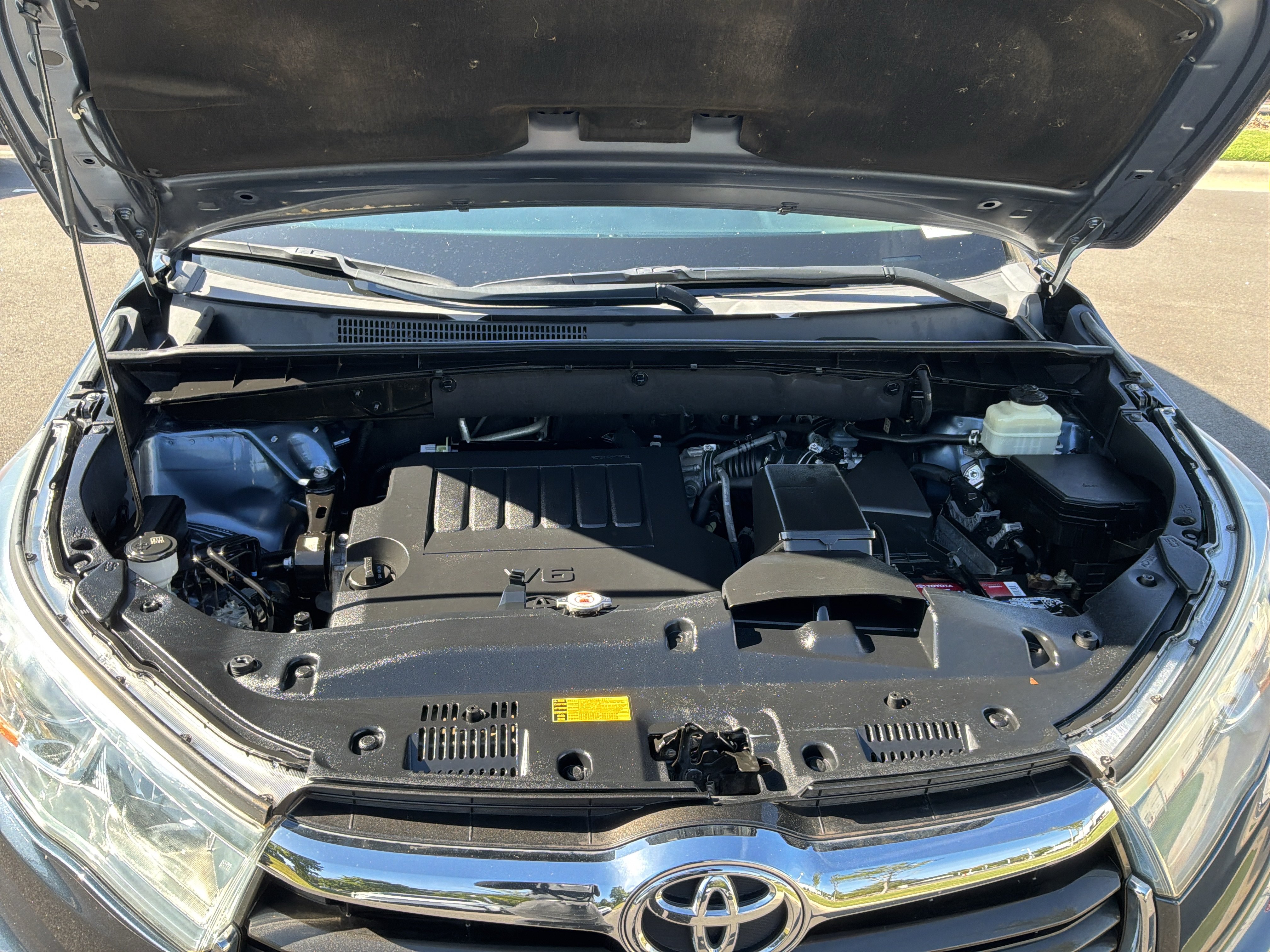 Used 2015 Toyota Highlander XLE AWD/4WD image 35