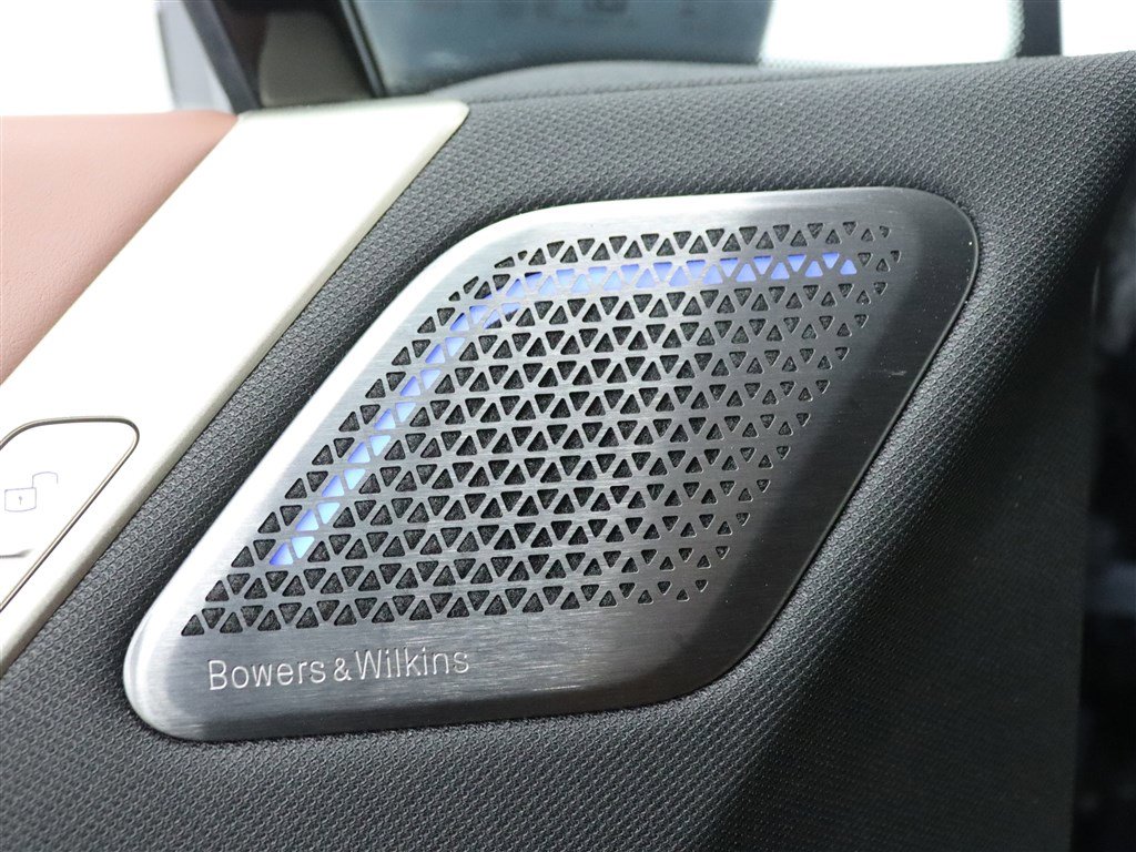 Used 2023 BMW iX M60 w/ Executive Package AWD/4WD image 17