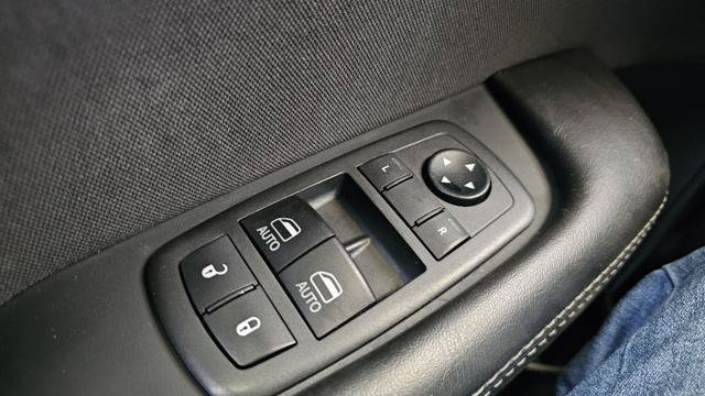 Used 2019 Dodge Challenger SXT RWD image 22