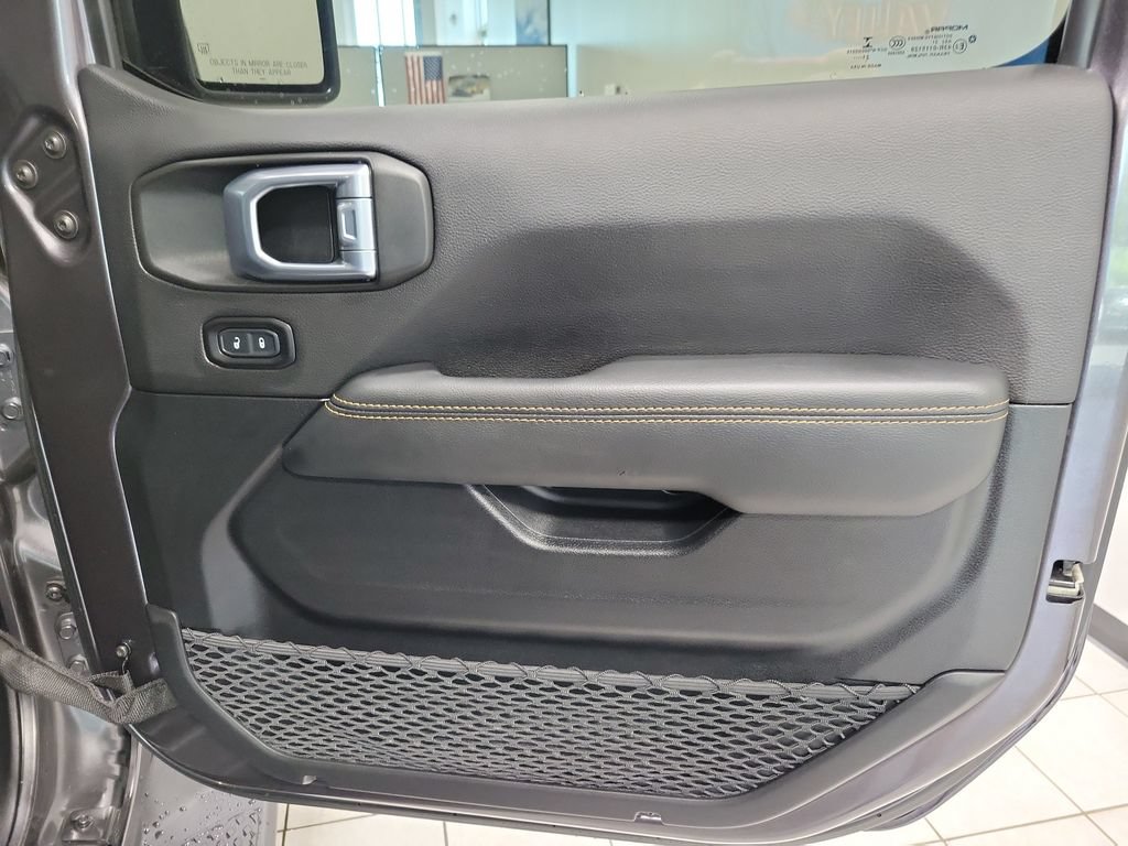 Used 2021 Jeep Gladiator Overland AWD/4WD image 24