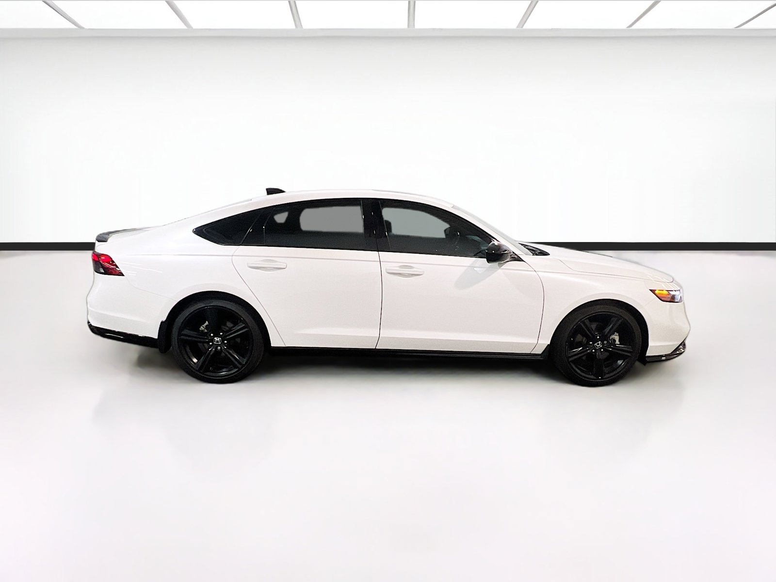 Used 2025 Honda Accord Sport image 24