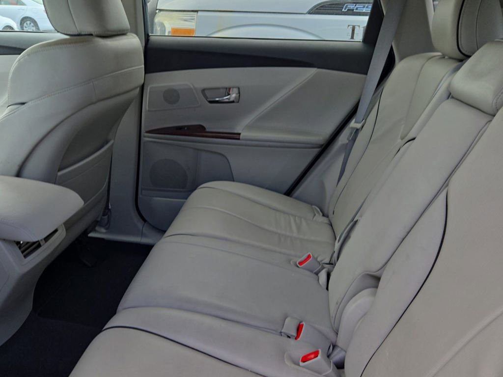 Used 2009 Toyota Venza AWD image 8
