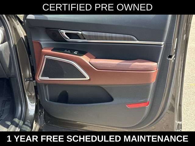 Used 2024 Kia Telluride EX w/ EX Captain's Chair Package AWD/4WD image 8