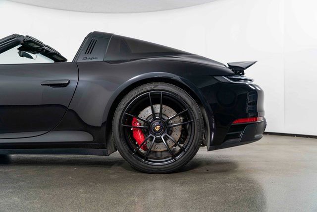 Used 2024 Porsche 911 Targa 4 GTS w/ Premium Package image 13
