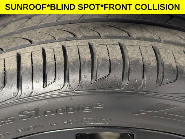 Used 2021 Volkswagen Tiguan SE R-Line w/ 3rd Row Seat Package image 9