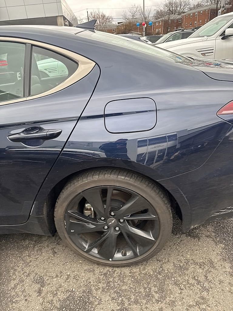 Used 2023 Genesis G70 2.0T w/ Sport Prestige Package image 5