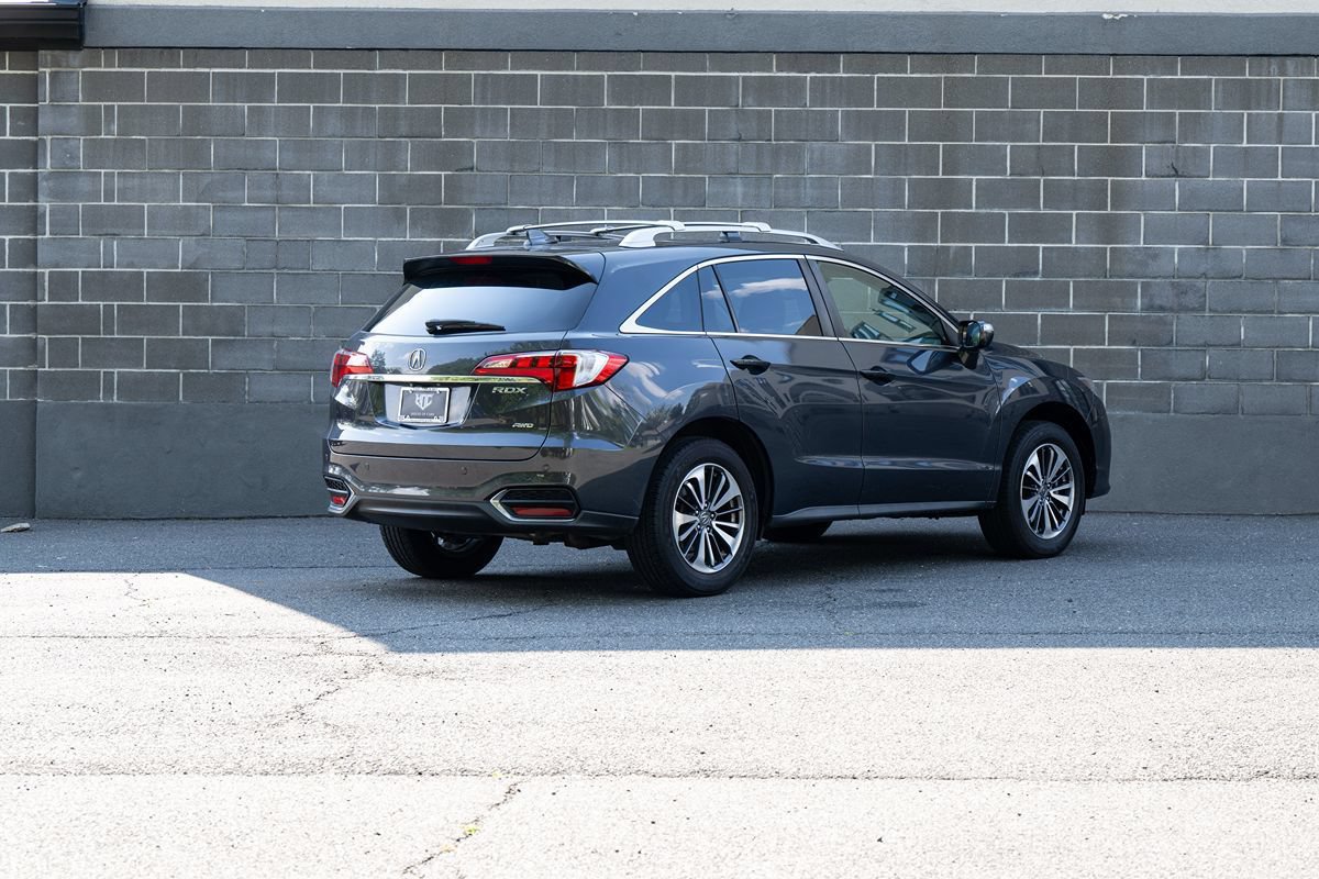Used 2016 Acura RDX w/ Advance Package AWD/4WD image 3