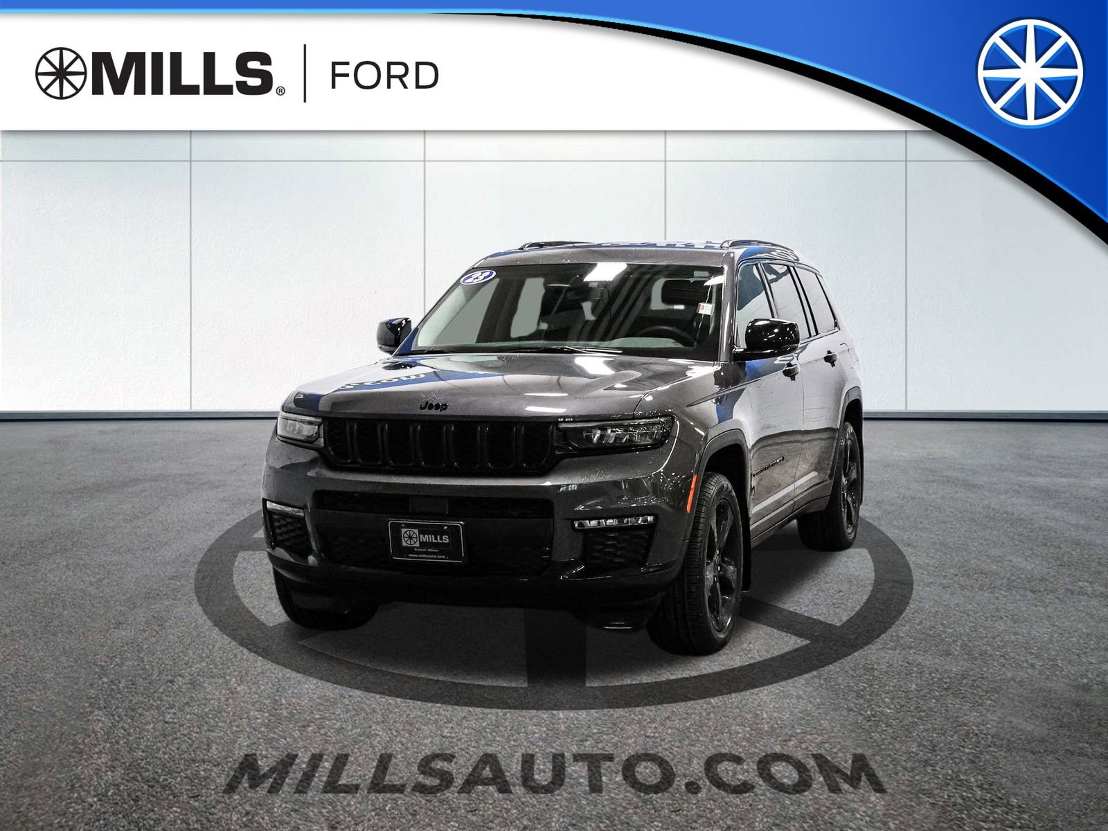 Used 2023 Jeep Grand Cherokee L Limited w/ Black Appearance Package image 1