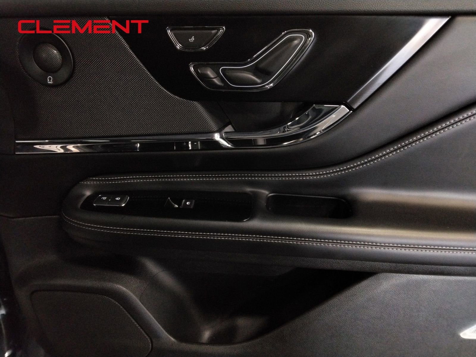 Used 2021 Lincoln Corsair Grand Touring w/ Equipment Group 301A image 45